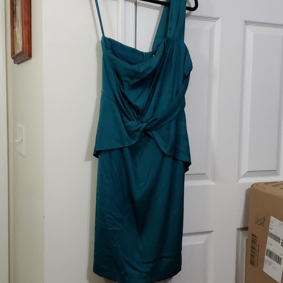 Banana republic one shoulder green silk dress 8 - Picture 3 of 5